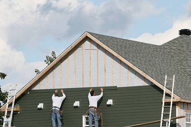 Professional Emergency Siding Repair technician working in Barnardsville, NC